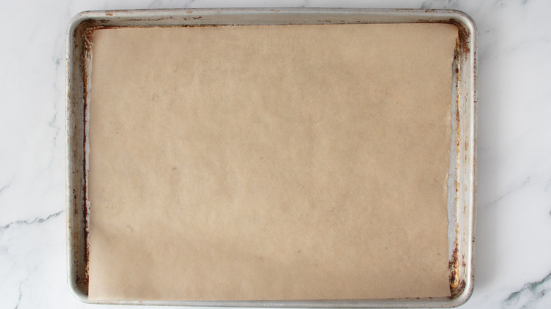 baking pan with brown paper liner