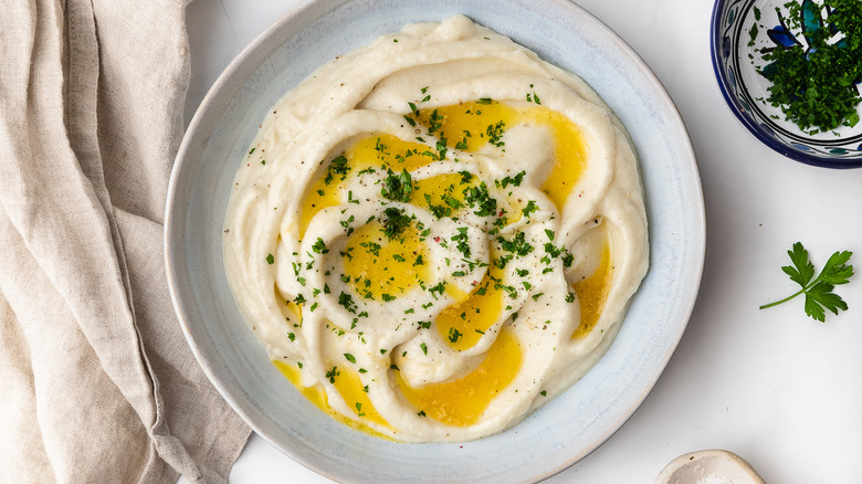mashed cauliflower with garlic butter