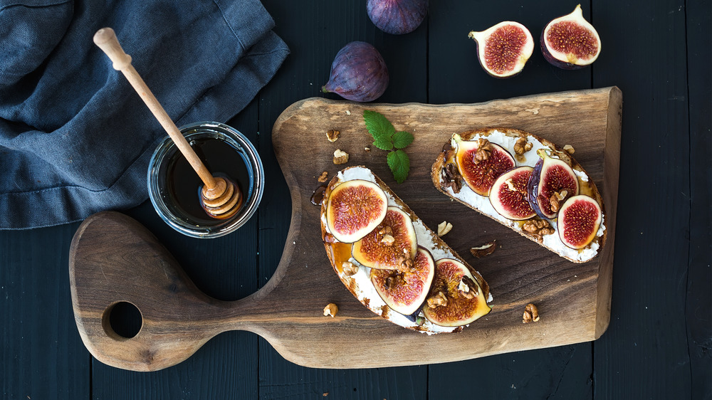 ricotta and figs on toast