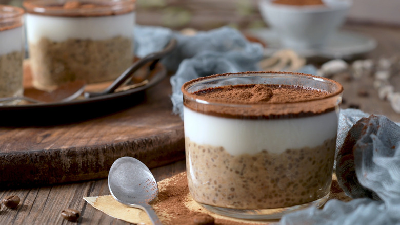 Jars of chocolaty overnight oats