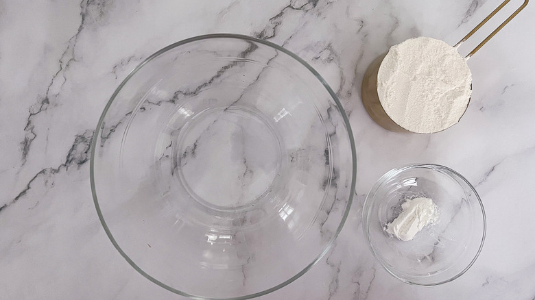 baking soda and flour in bowl 