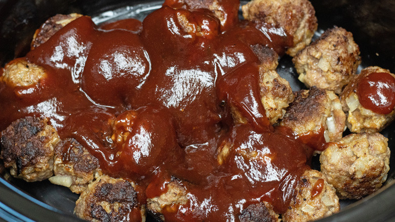 meatballs in slow cooker
