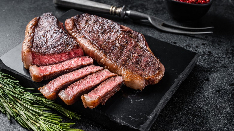 Grilled steak with herbs