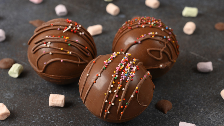 hot chocolate bombs