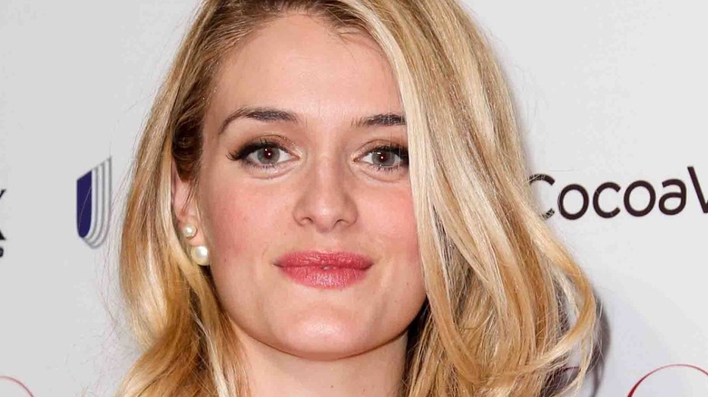 Closeup of Daphne Oz in earrings