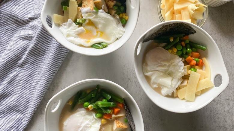 ramen noodles in a bowl 