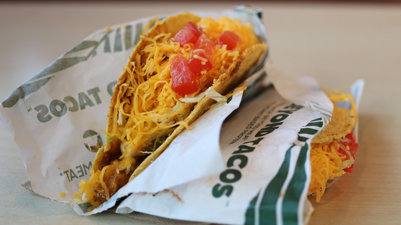 Del Taco tacos