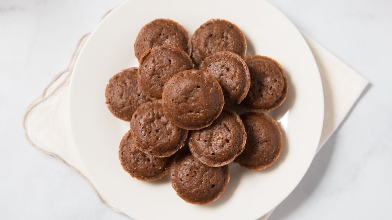 Chocolate pancake bites on plate