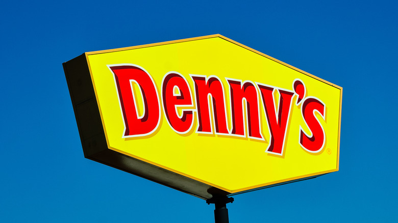 Denny's sign blue sky