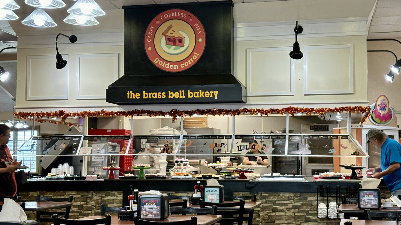 Desserts At Golden Corral, Ranked From Worst To Best
