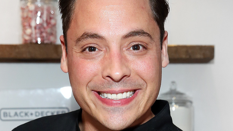 Jeff Mauro smiling