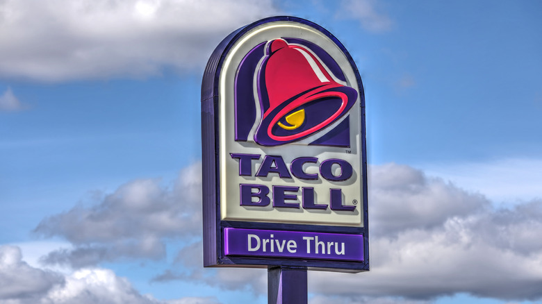 Taco Bell drive-thru sign