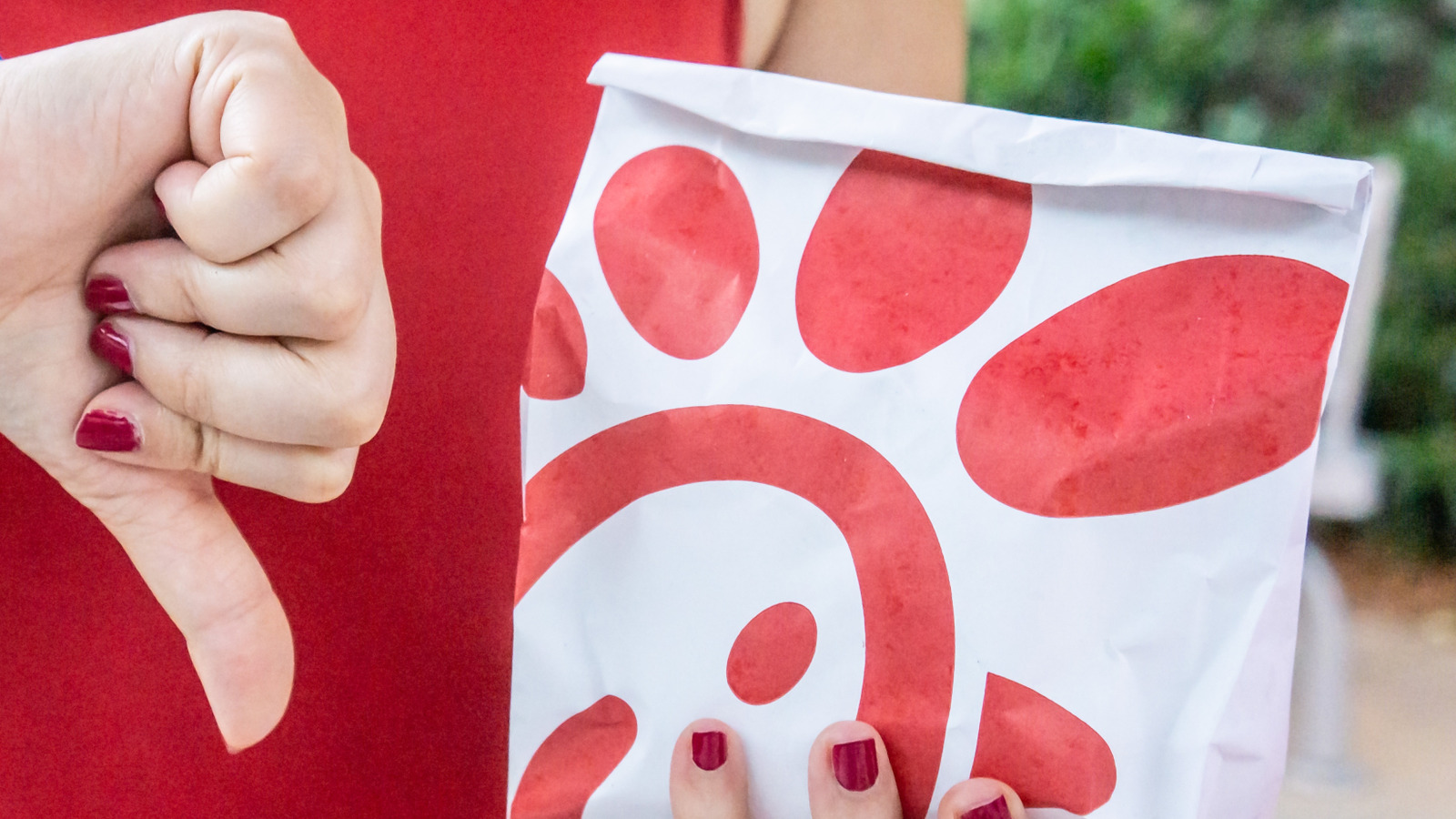 <a href="https://www.mashed.com/2185268/disappointing-trend-chick-fil-a-chicken-sandwich-shrinking/" target="_blank">Some Customers Have Alleged A Disappointing Trend With Chick-Fil-A Sandwiches</a>