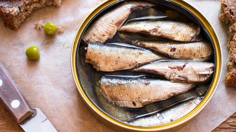 canned sardines packed in oil