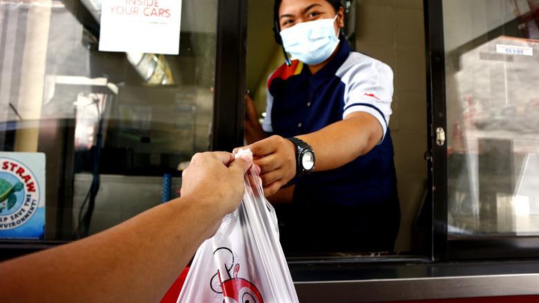 Jolibee drive-thru