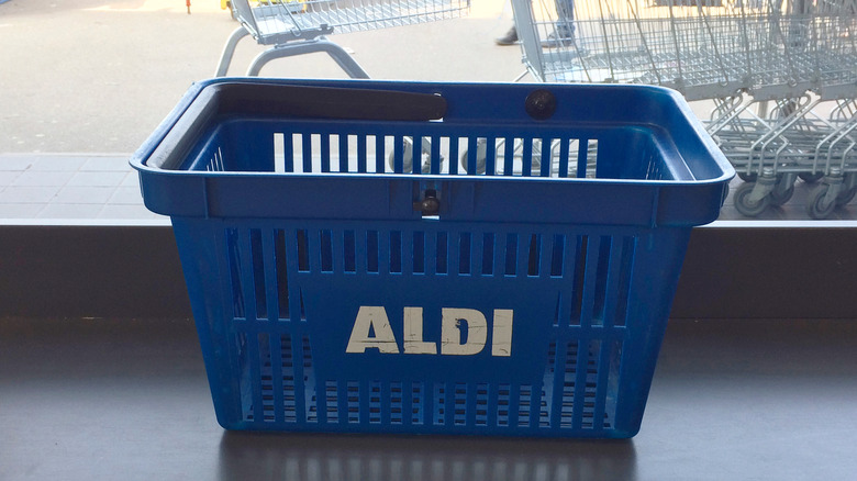 Aldi shopping basket