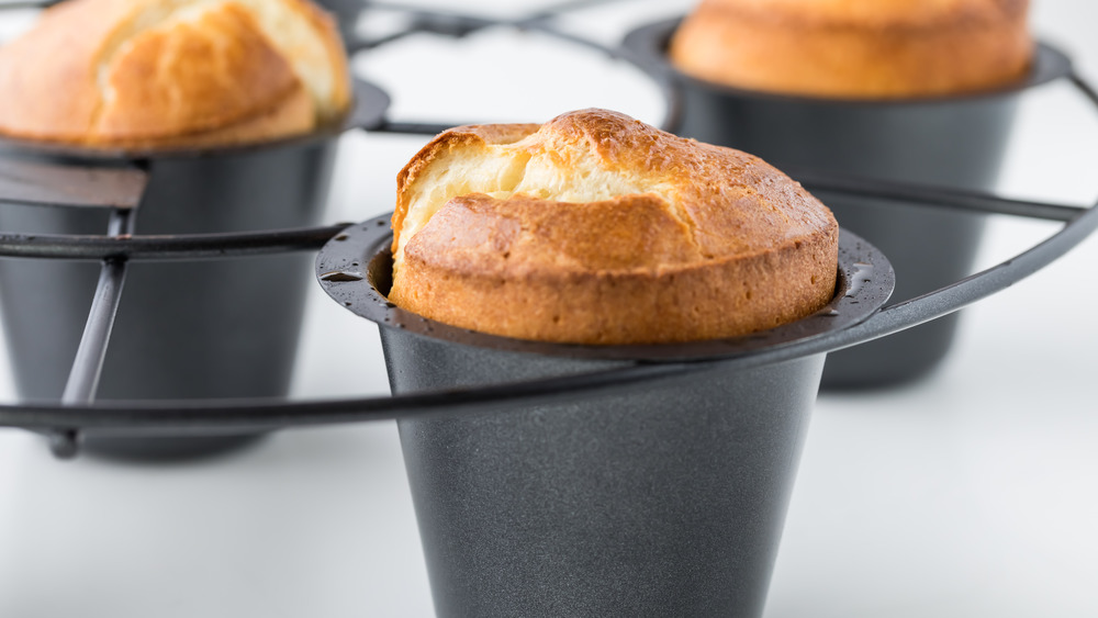 Popovers in tin