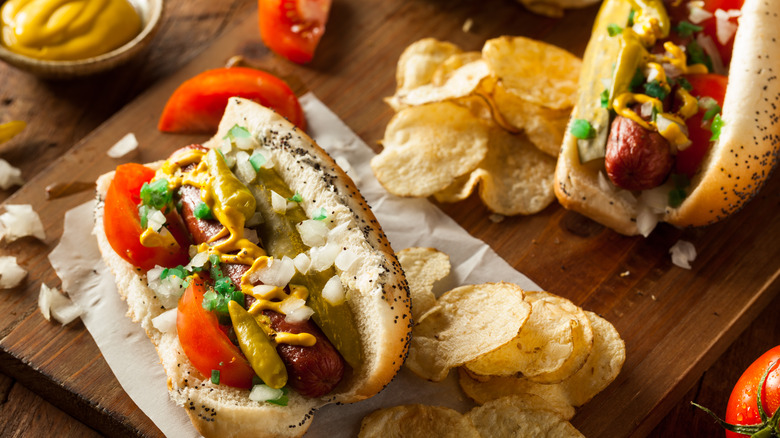 hot dog mustard