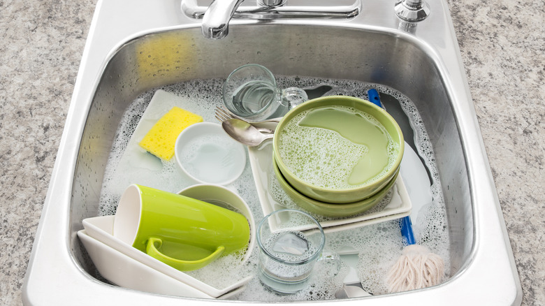 Soaking dirty dishes