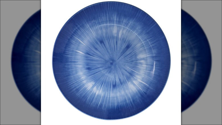 blue dinner plate