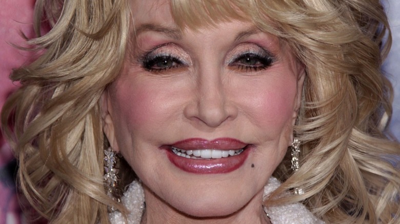 Dolly Parton headshot