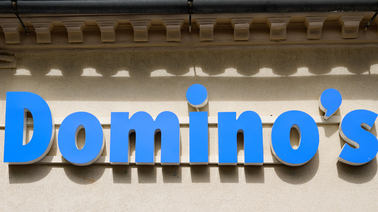 Domino's sign