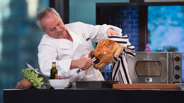 wolfgang puck's spago open kitchen