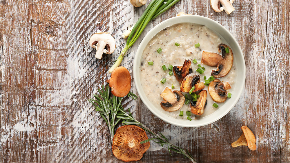 Mushroom soup with herbs