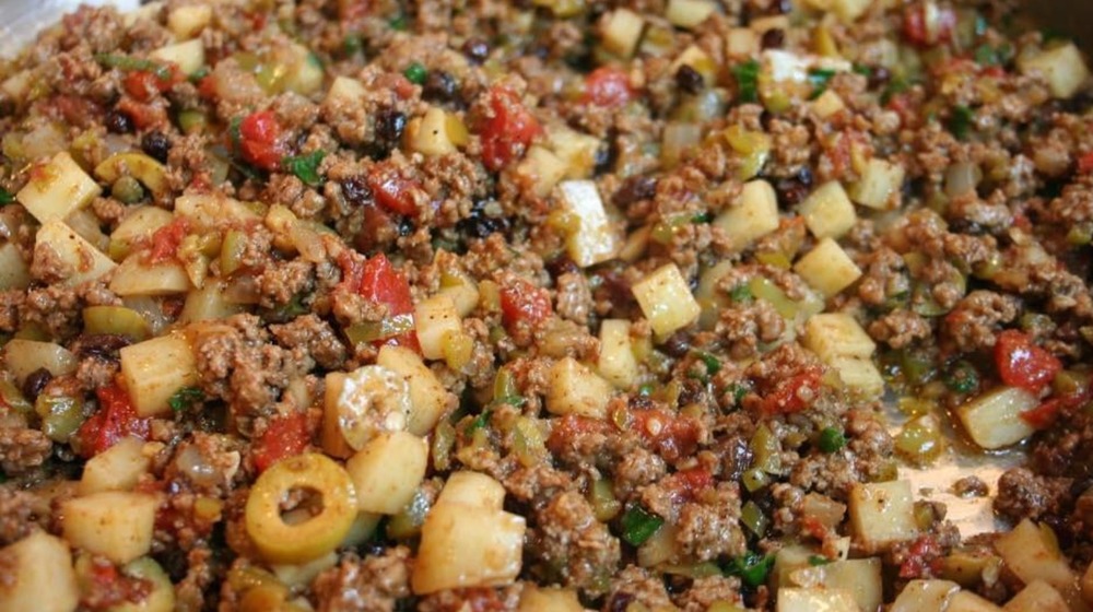 Picadillo with ground beef, olives