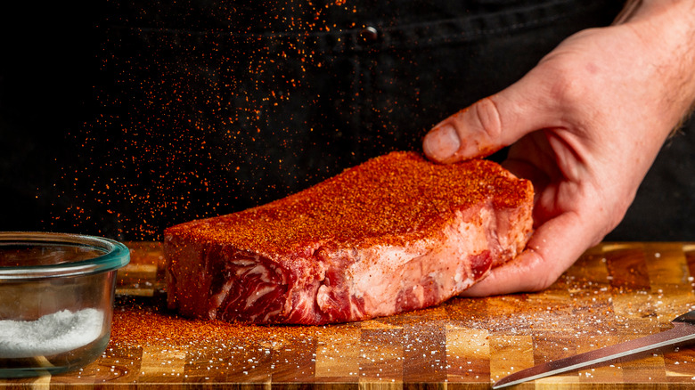 dry rub on raw steak