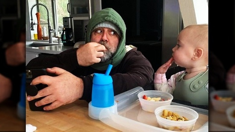 duff goldman and daughter josephine eating bananas