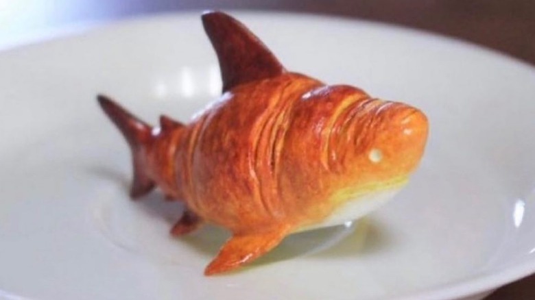 Croissant shark 