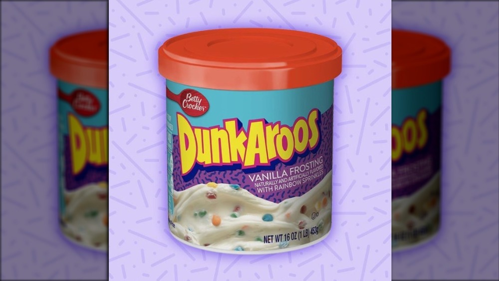Dunkaroos frosting container with sprinkles
