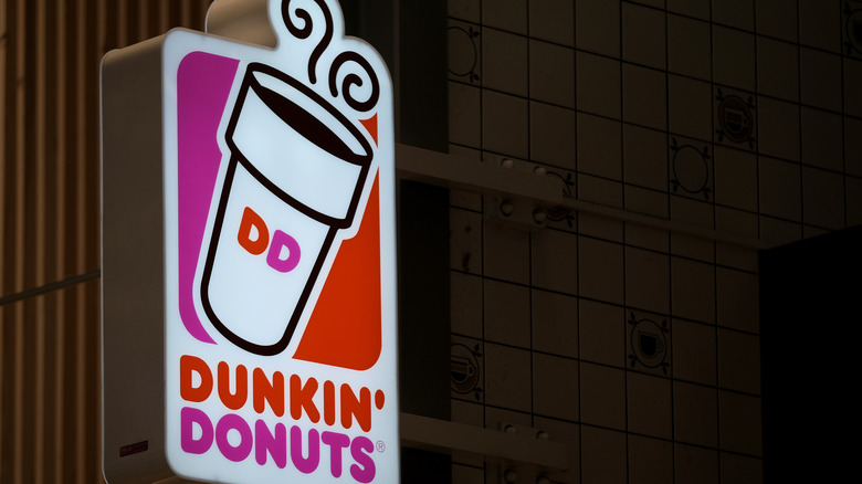 Dunkin' Donuts sign