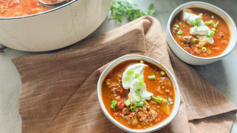 Pot and bowls of beanless chili