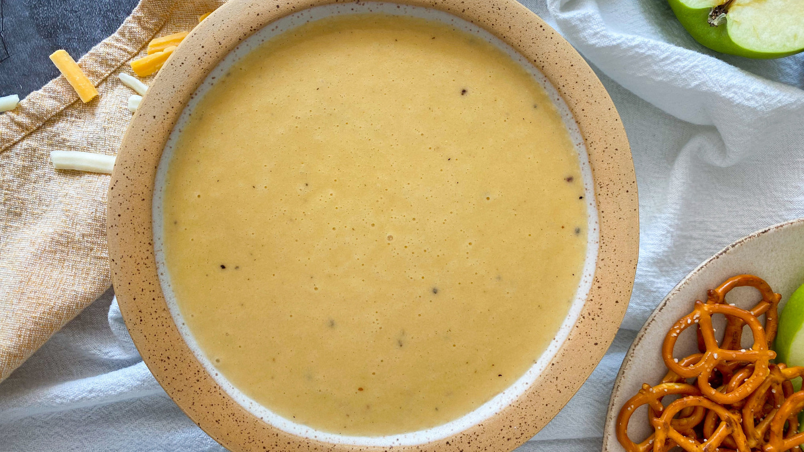 Easy Beer Cheese Sauce Recipe