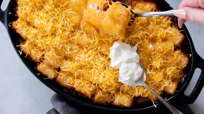 Chili cheese tater tot casserole