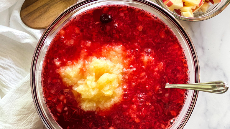 adding fruit to Jell-O