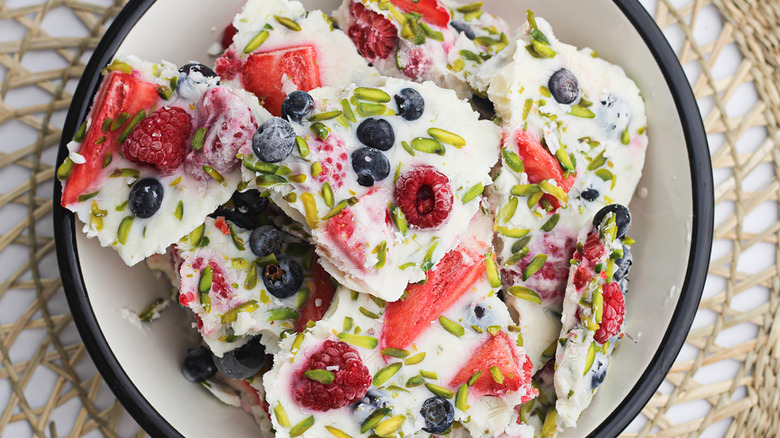 Frozen yogurt bark on a plate