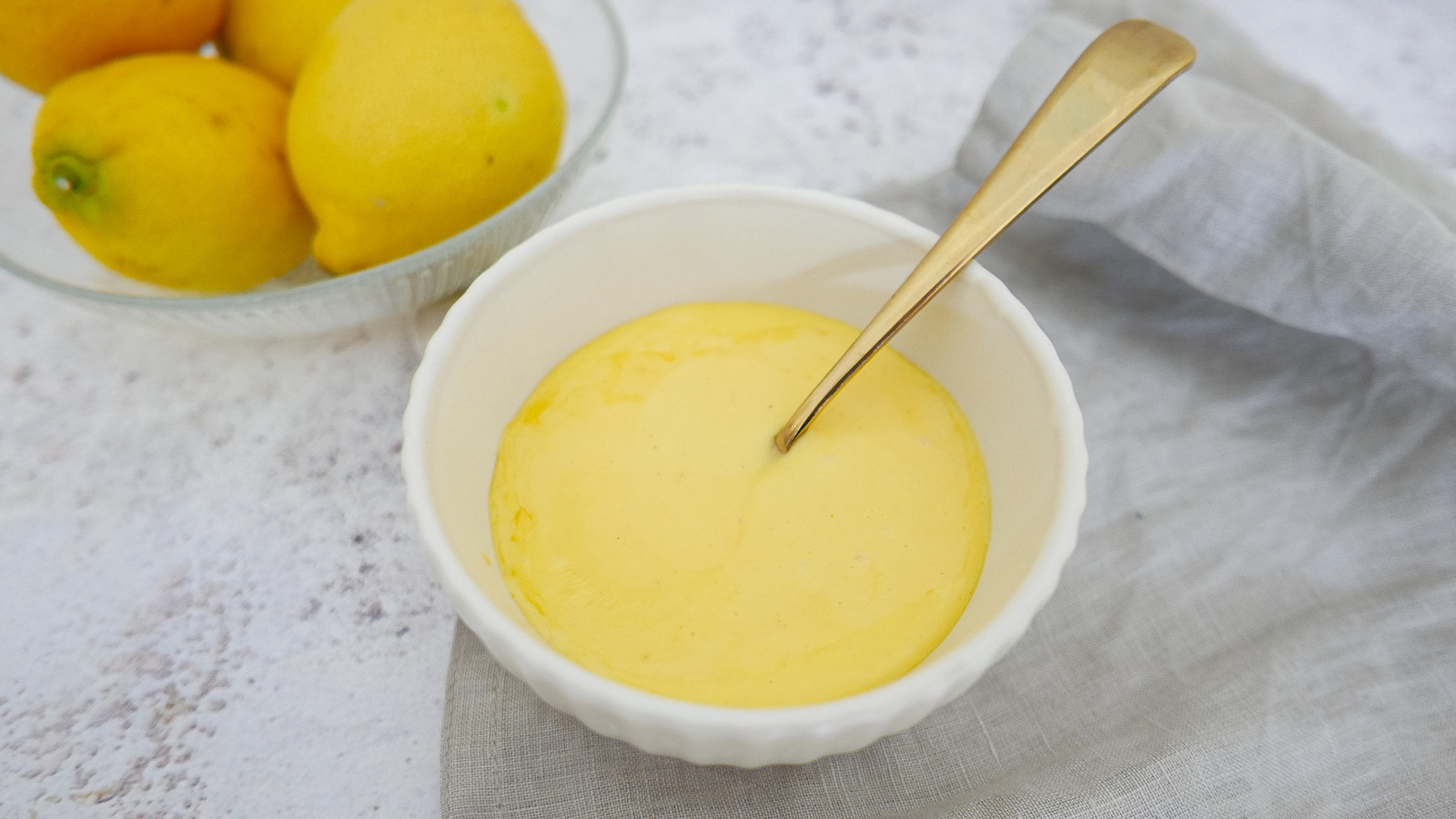 Easy Hollandaise Sauce Recipe