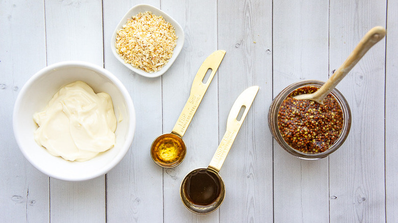 ingredients for mayonnaise spread