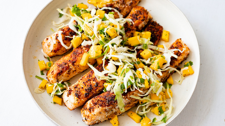 salmon with mango slaw