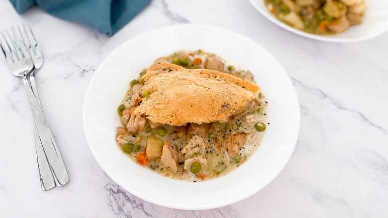 Easy Slow Cooker Chicken Pot Pie Recipe