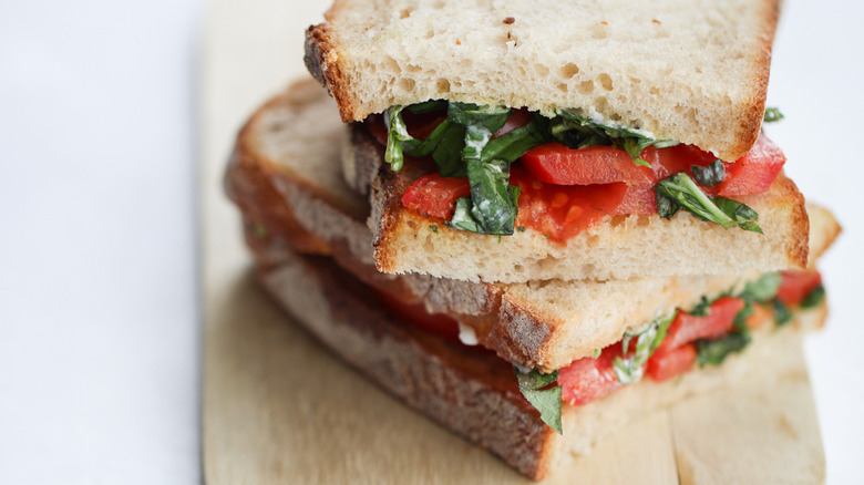 easy toasted tomato sandwich