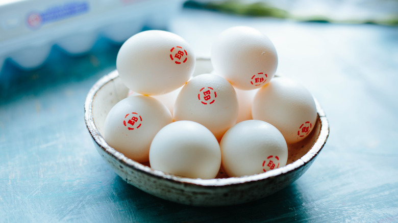 bowl of white eggs with Eggland's Best stamp