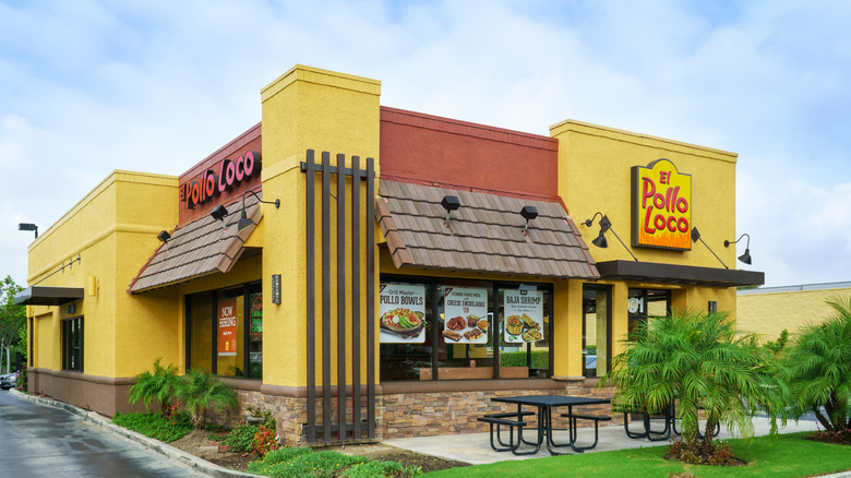 El Pollo Loco restaurant exterior