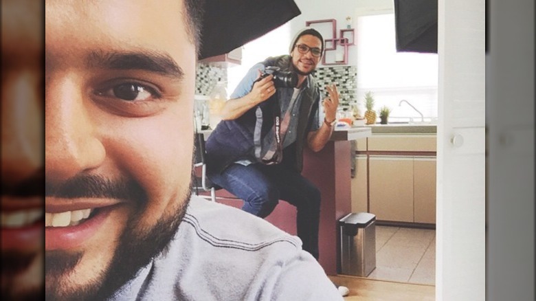 El Guzii recording a Youtube video 