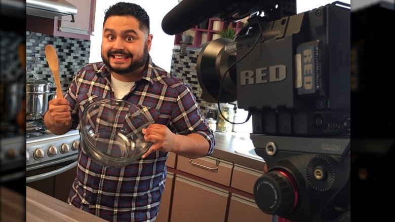 El Guzii with mixing bowl 