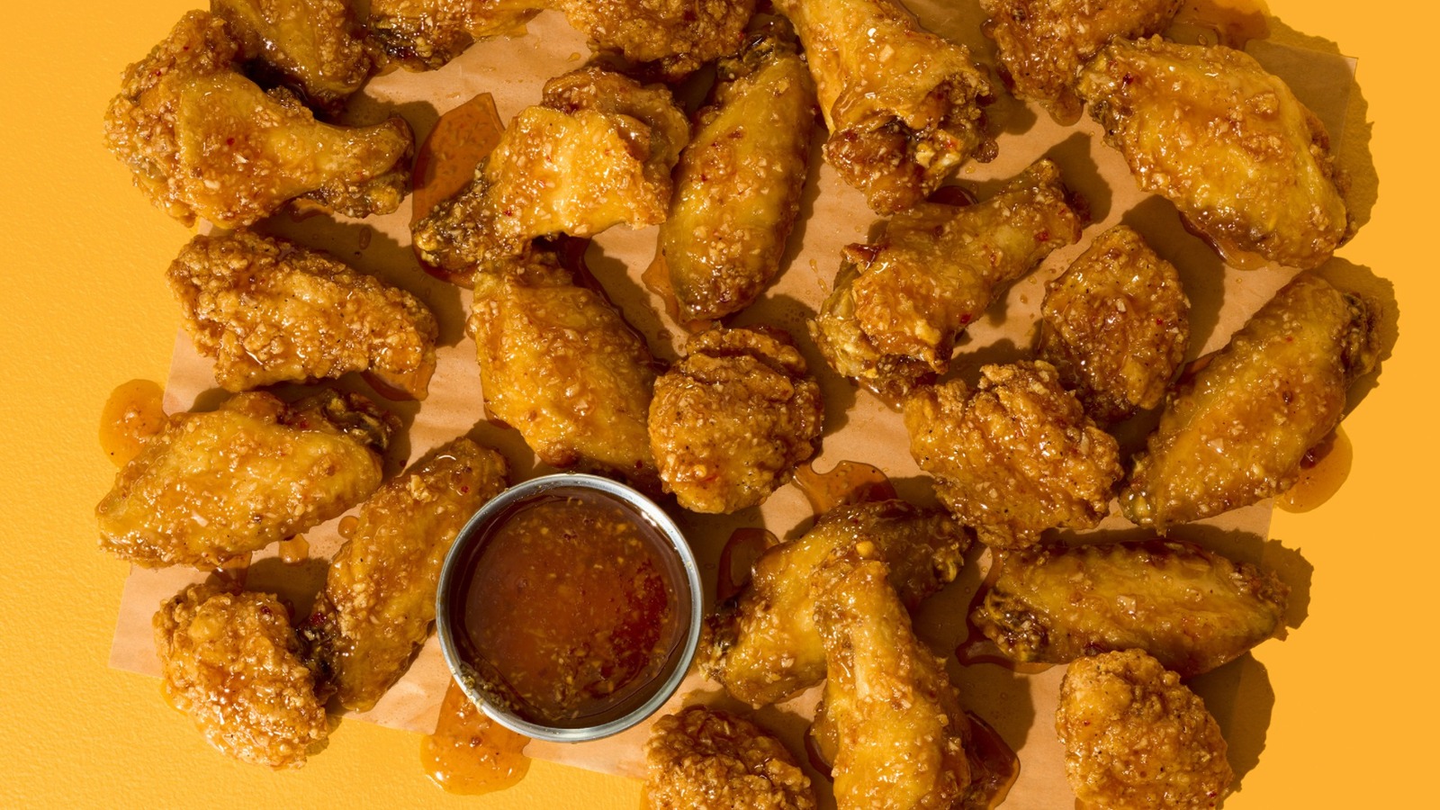 Buffalo Wild Wings Tips Off March Madness With Deals