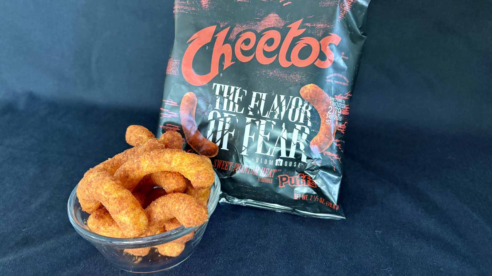 <a href="https://www.mashed.com/2235251/cheetos-sweet-phantom-puffs-review/" target="_blank">Review: Cheetos Scares Up A Spicy New Flavor With Sweet Phantom Heat Puffs</a>